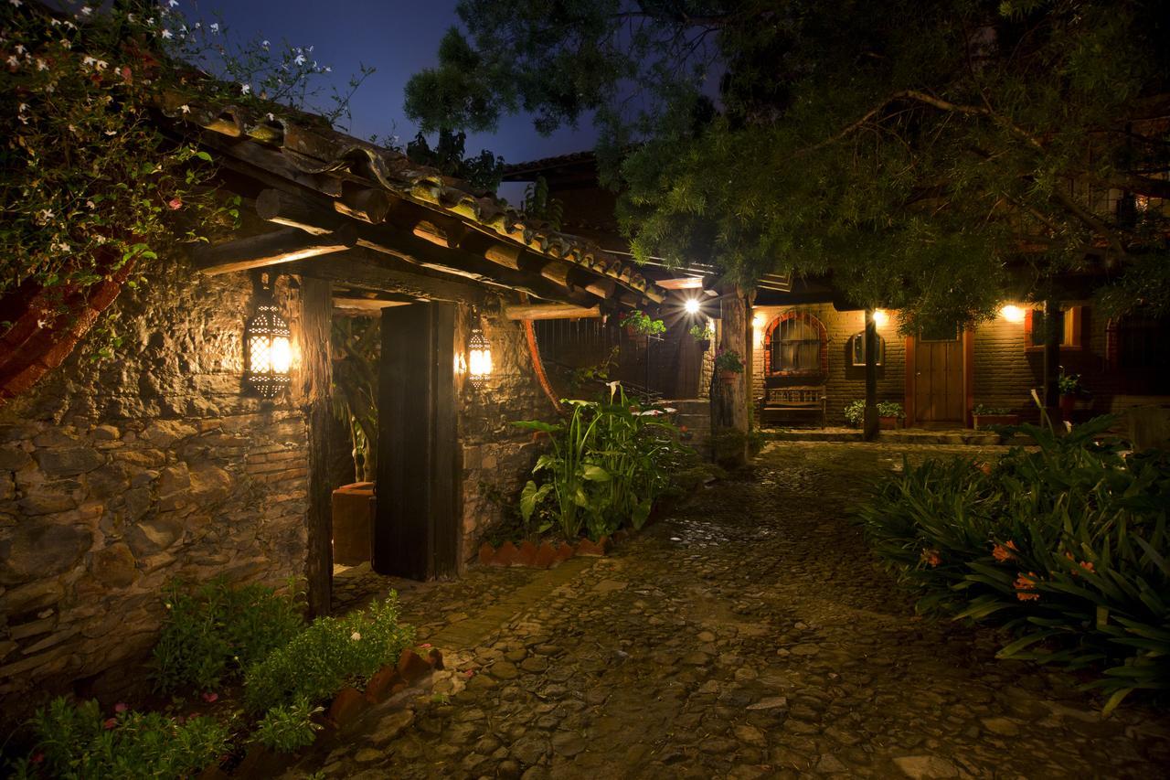 Hotel La Casa De Maty Tapalpa Exteriör bild